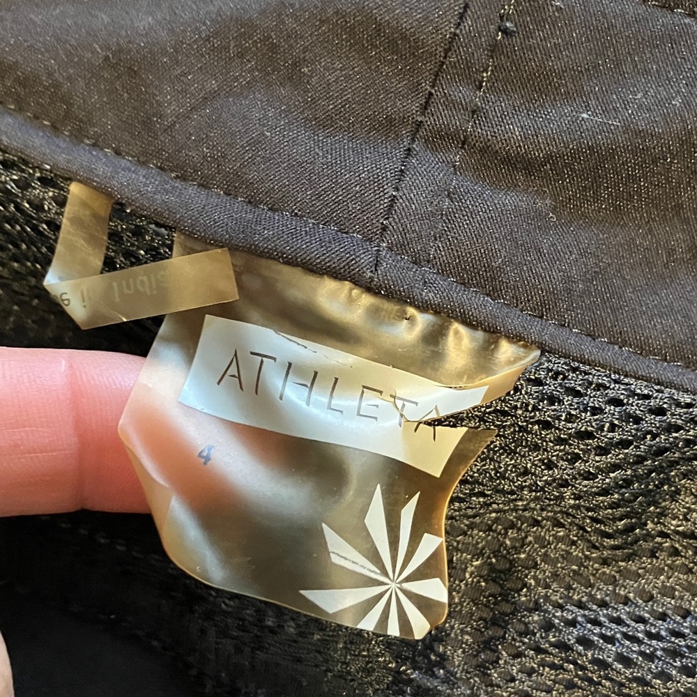 Athleta Black Cropped Cargo Capri Pants - Picture 6 of 8